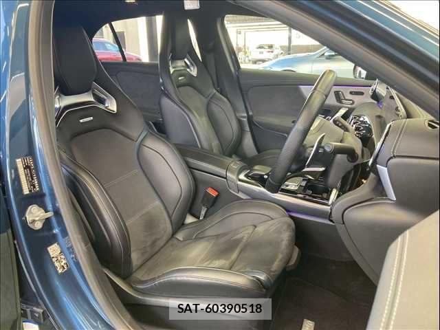 Mercedes Benz A-CLASS 2020-11 4421990-4