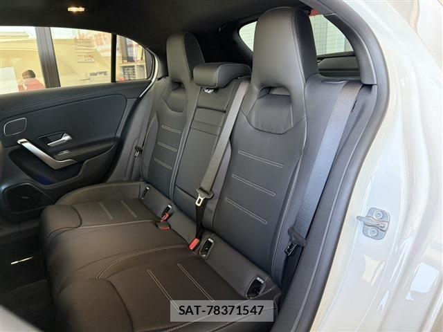 Mercedes Benz A-CLASS 2023-08 4966526-17