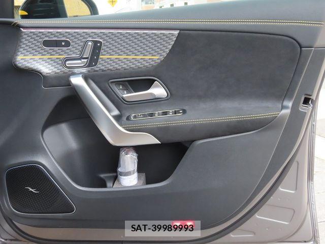 Mercedes Benz A-CLASS 2025-01 6245503-20