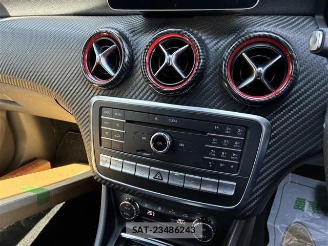 Mercedes Benz A-CLASS 2017-04 6672413-18