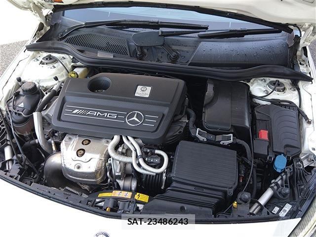 Mercedes Benz A-CLASS 2017-04 6672413-8