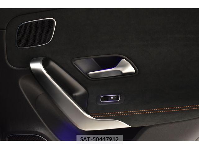 Mercedes Benz A-CLASS 2023-11 6716600-13
