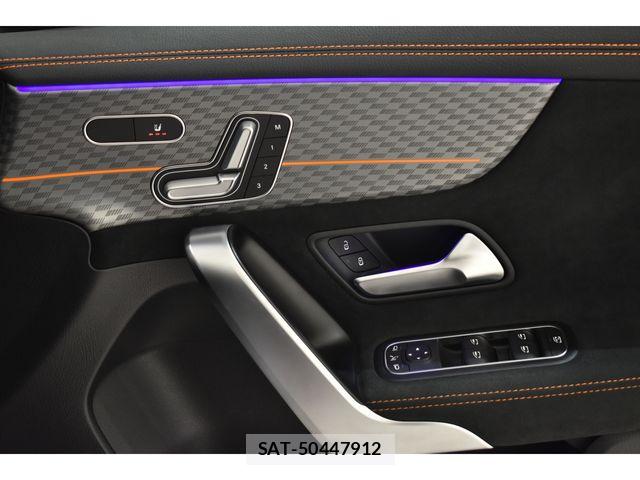 Mercedes Benz A-CLASS 2023-11 6716600-6