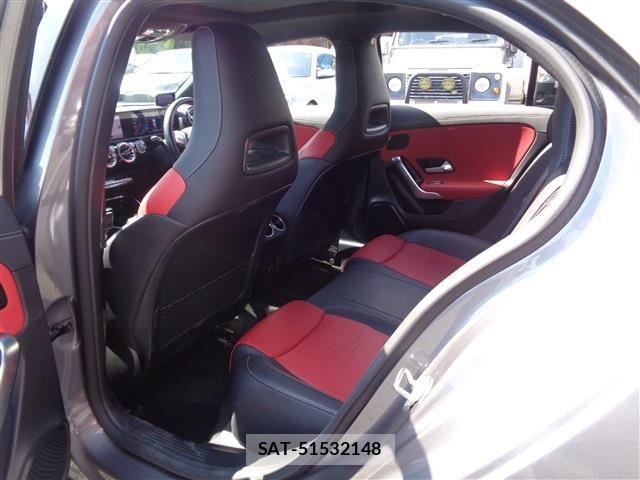 Mercedes Benz A-CLASS 2021-05 6791218-26