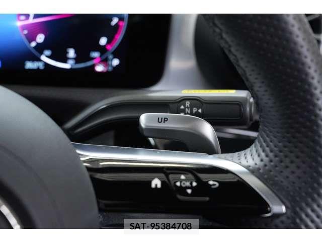 Mercedes Benz A-CLASS 2023-08 7221434-11