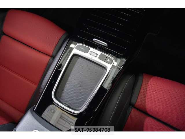 Mercedes Benz A-CLASS 2023-08 7221434-1