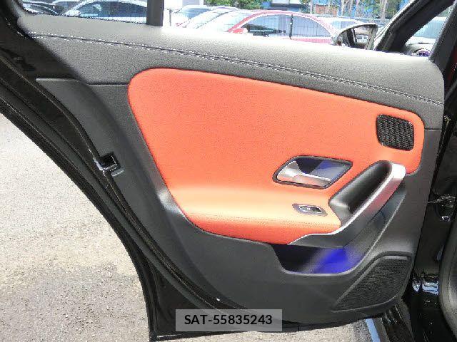 Mercedes Benz A-CLASS 2021-05 7221436-21
