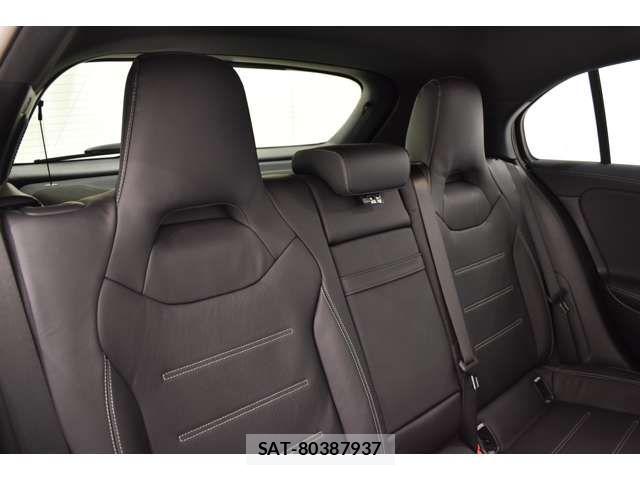 Mercedes Benz A-CLASS 2025-10 7221435-17