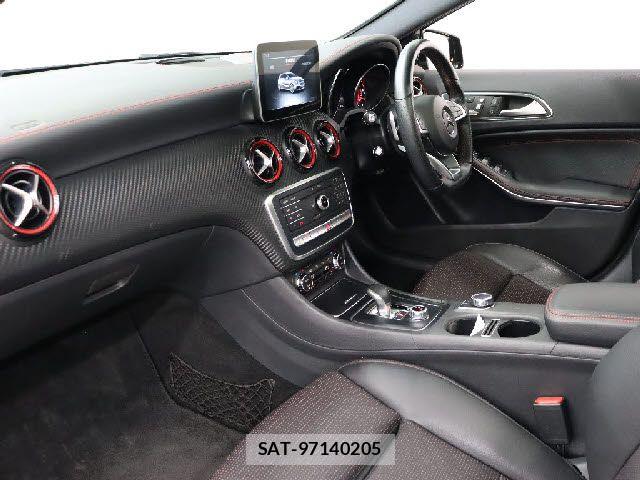 Mercedes Benz A-CLASS 2017-01 7221433-15