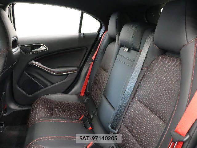 Mercedes Benz A-CLASS 2017-01 7221433-17