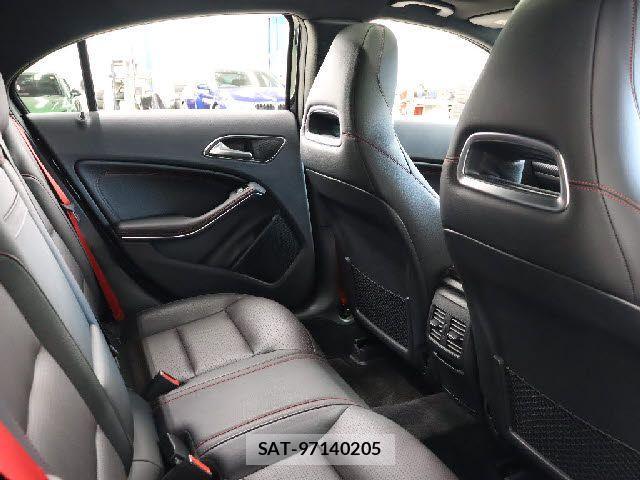 Mercedes Benz A-CLASS 2017-01 7221433-19