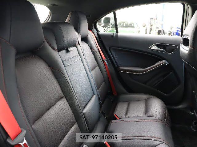 Mercedes Benz A-CLASS 2017-01 7221433-20