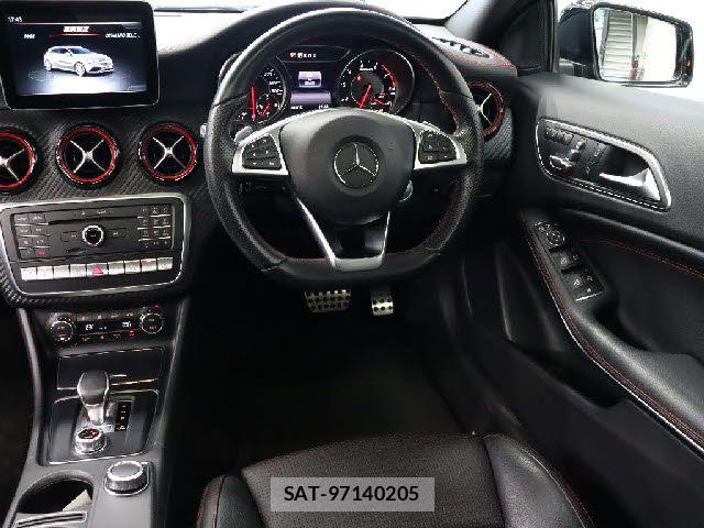 Mercedes Benz A-CLASS 2017-01 7221433-23