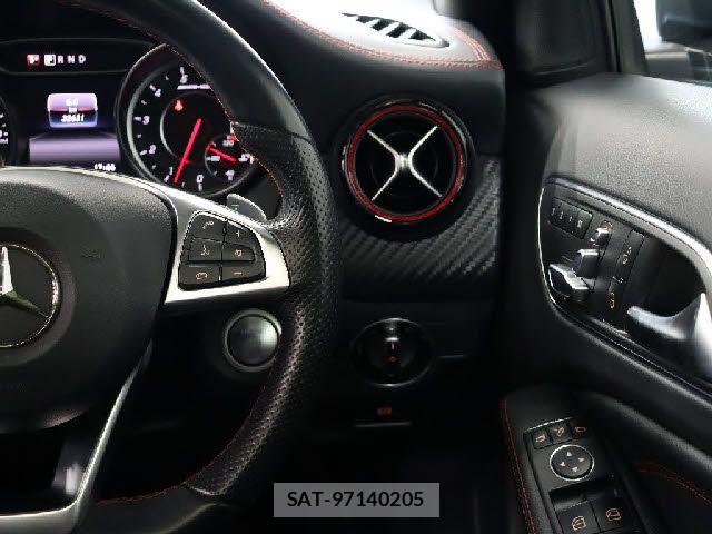 Mercedes Benz A-CLASS 2017-01 7221433-25