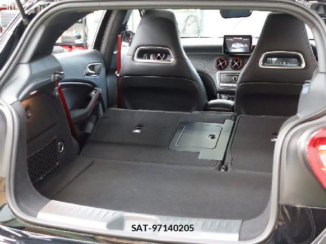 Mercedes Benz A-CLASS 2017-01 7221433-6