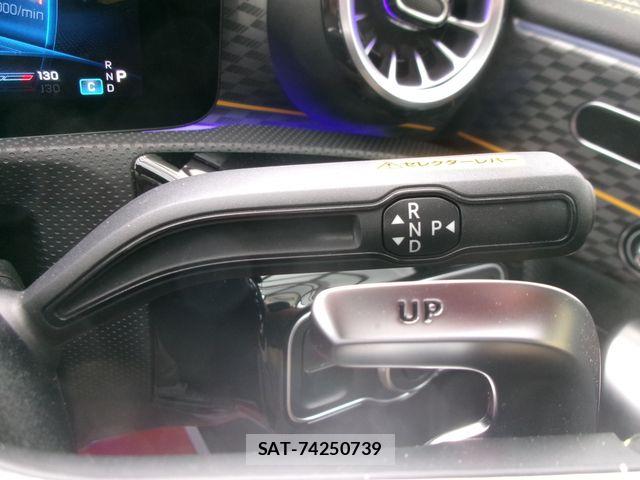 Mercedes Benz A-CLASS 2024-12 7358653-19