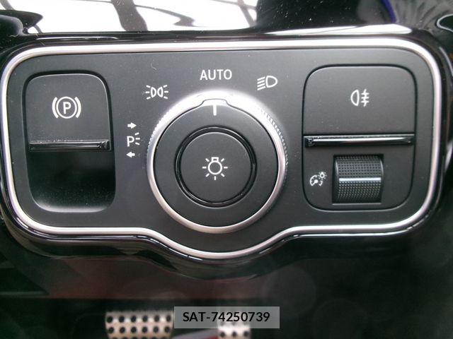 Mercedes Benz A-CLASS 2024-12 7358653-23