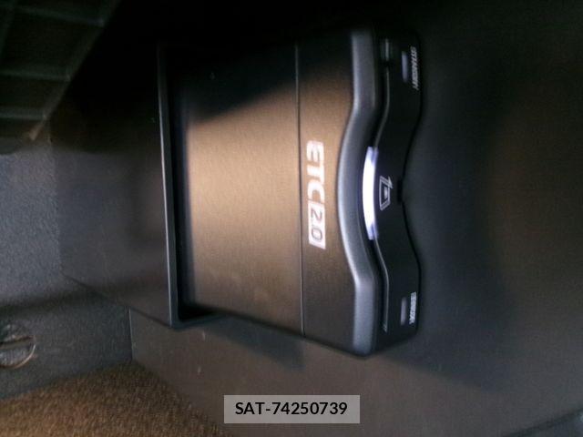 Mercedes Benz A-CLASS 2024-12 7358653-27