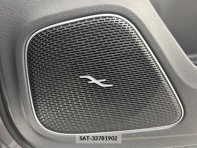 Mercedes Benz A-CLASS 2023-08 7725392-8