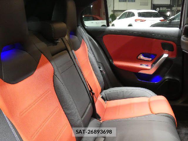 Mercedes Benz A-CLASS 2020-11 7786812-13