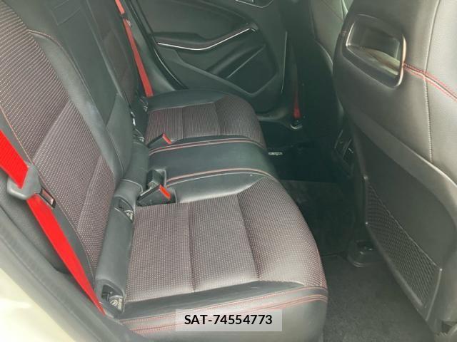 Mercedes Benz A-CLASS 2017-06 7877597-17