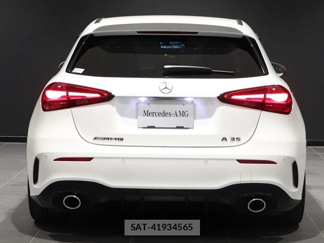 Mercedes Benz A-CLASS 2024-08 7979860-12