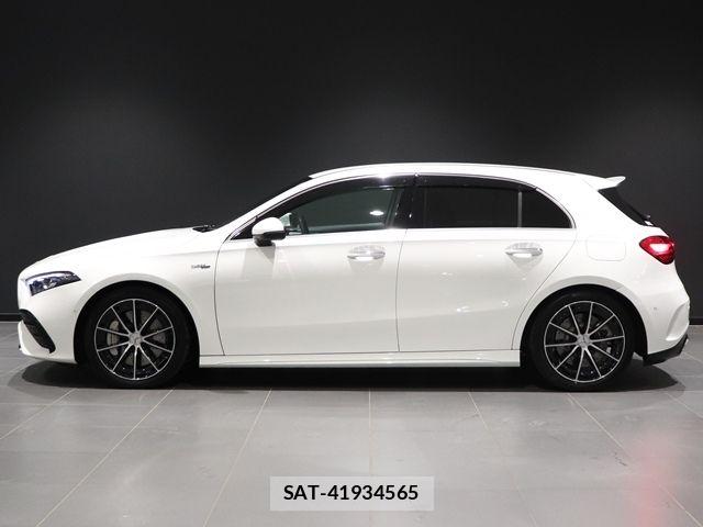 Mercedes Benz A-CLASS 2024-08 7979860-15