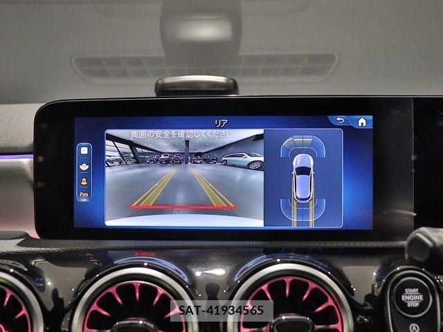Mercedes Benz A-CLASS 2024-08 7979860-17