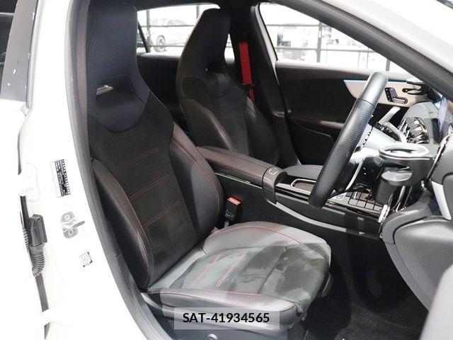 Mercedes Benz A-CLASS 2024-08 7979860-24