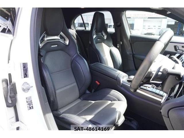 Mercedes Benz A-CLASS 2020-11 7979858-4