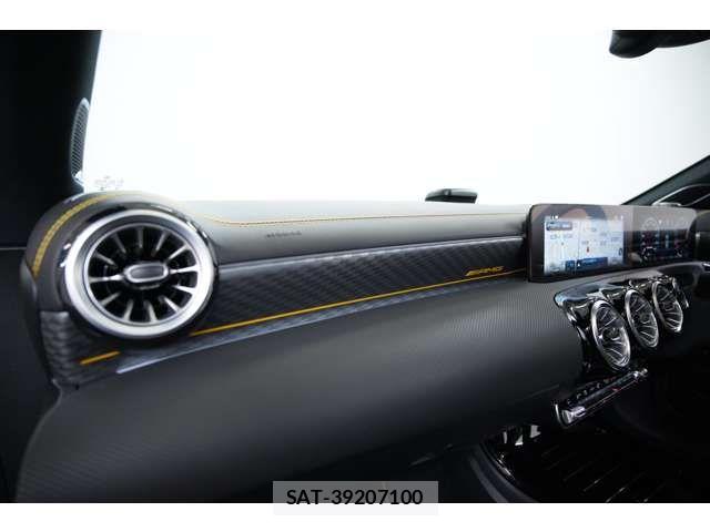 Mercedes Benz A-CLASS 2025-02 8074476-2