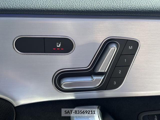 Mercedes Benz A-CLASS 2025-01 8366885-9
