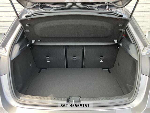 Mercedes Benz A-CLASS 2026-06 8743678-7
