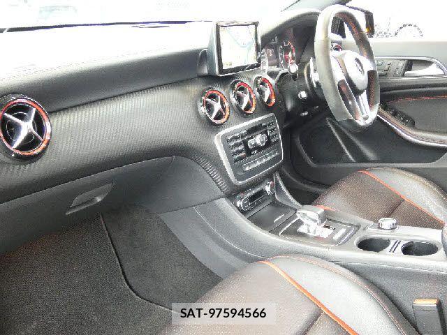 Mercedes Benz A-CLASS 2013-09 8743684-1