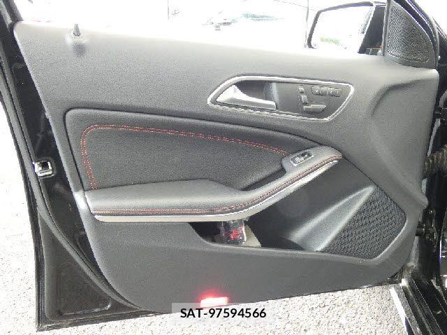 Mercedes Benz A-CLASS 2013-09 8743684-20