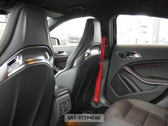 Mercedes Benz A-CLASS 2013-09 8743684-25