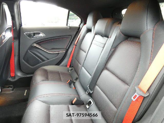 Mercedes Benz A-CLASS 2013-09 8743684-3