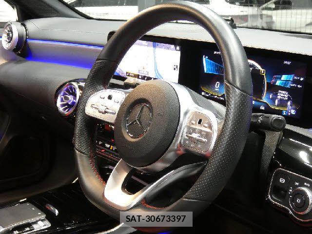 Mercedes Benz A-CLASS 2019-12 8743682-15