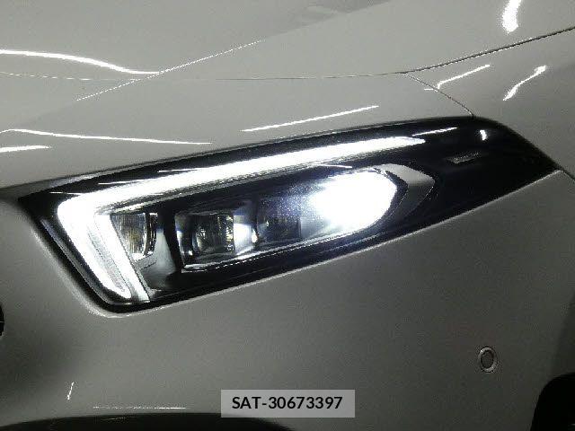 Mercedes Benz A-CLASS 2019-12 8743682-19