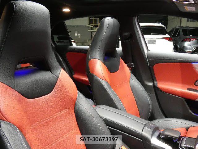 Mercedes Benz A-CLASS 2019-12 8743682-27