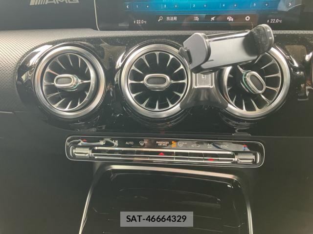Mercedes Benz A-CLASS 2019-12 8830164-18