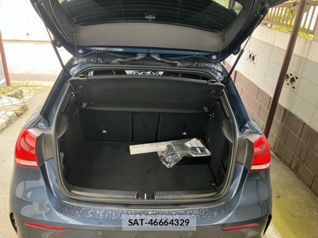 Mercedes Benz A-CLASS 2019-12 8830164-8
