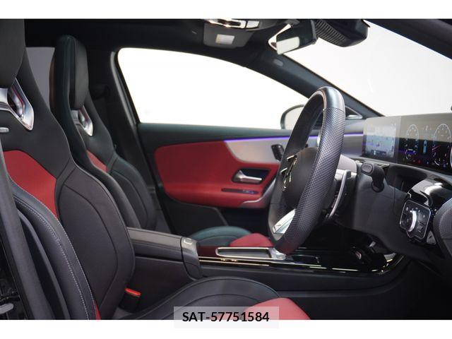 Mercedes Benz A-CLASS 2023-08 8880659-28
