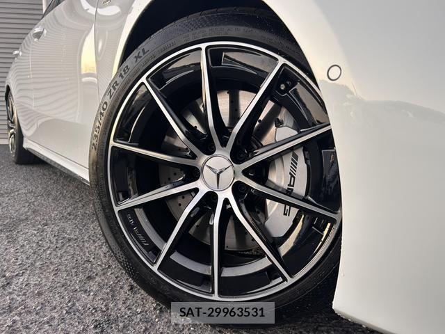 Mercedes Benz A-CLASS 2023-11 2002489-17