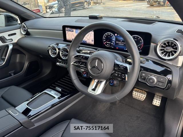 Mercedes Benz A-CLASS 2025-08 5871567-1
