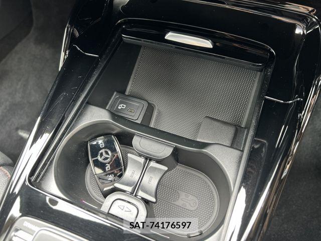 Mercedes Benz A-CLASS 2022-03 6499893-22