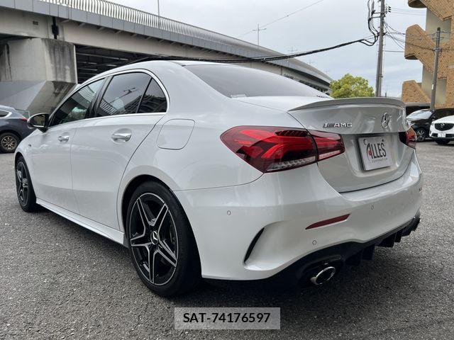 Mercedes Benz A-CLASS 2022-03 6499893-8