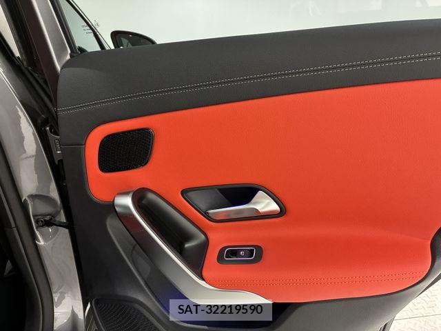 Mercedes Benz A-CLASS 2025-07 7509155-14