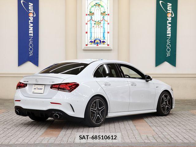 Mercedes Benz A-CLASS 2019-12 8100306-2