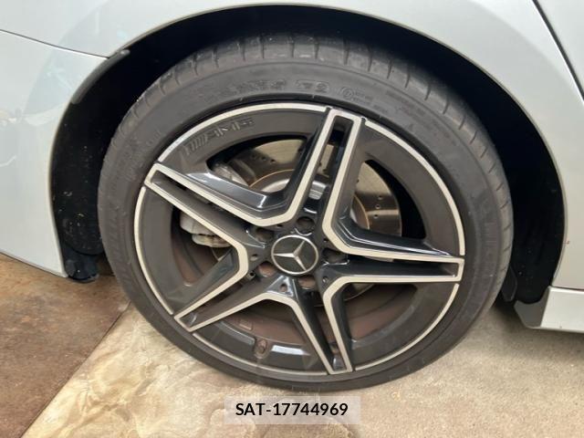 Mercedes Benz A-CLASS 2022-02 8830165-7